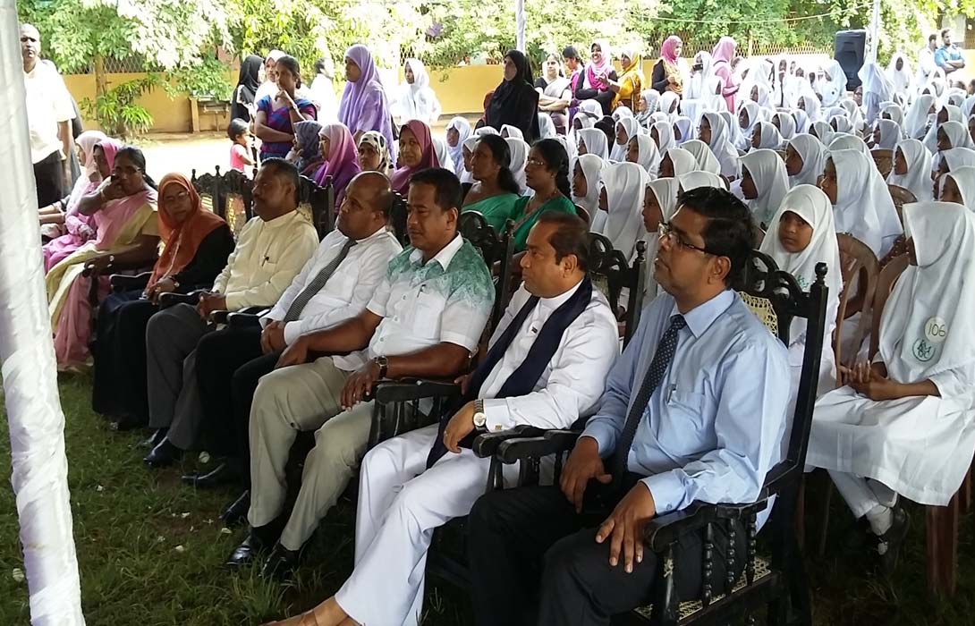 Hon. Mohamed Akram, participated as a Chief Guest for the Flowers of Paradise “Kiddies Sports Meet 2017” on 1st April 2017 at A.E. Gunasinghe Play Ground