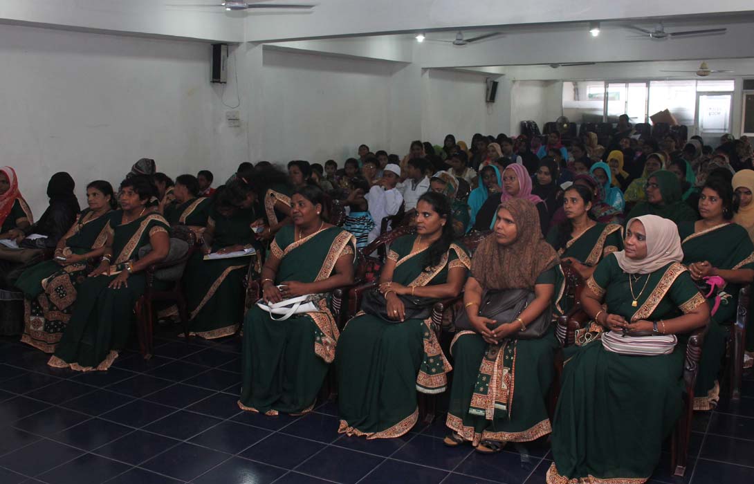 Hon. Mohamed Akram, Member of Western Provincial Council distributed Certificates on 19th September 2015