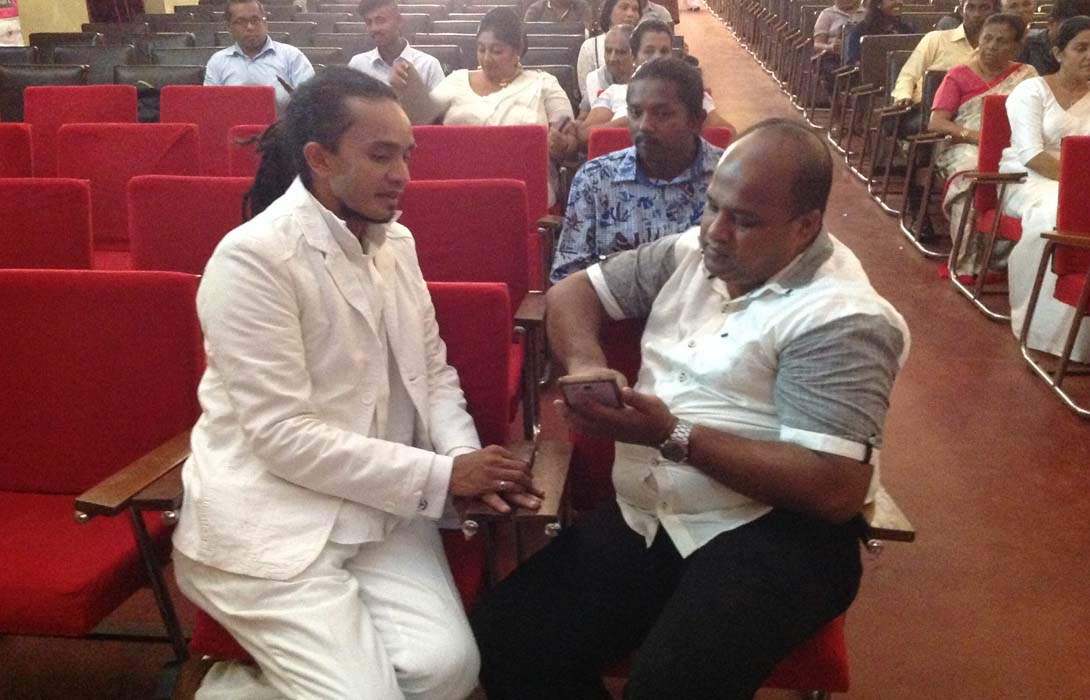 Hon. Mohamed Akram, Member of Western Provincial Council invited as Guest of Honour for Nonewathi Idiriyata program organized by Prof. Prince Azad on 10th October 2015