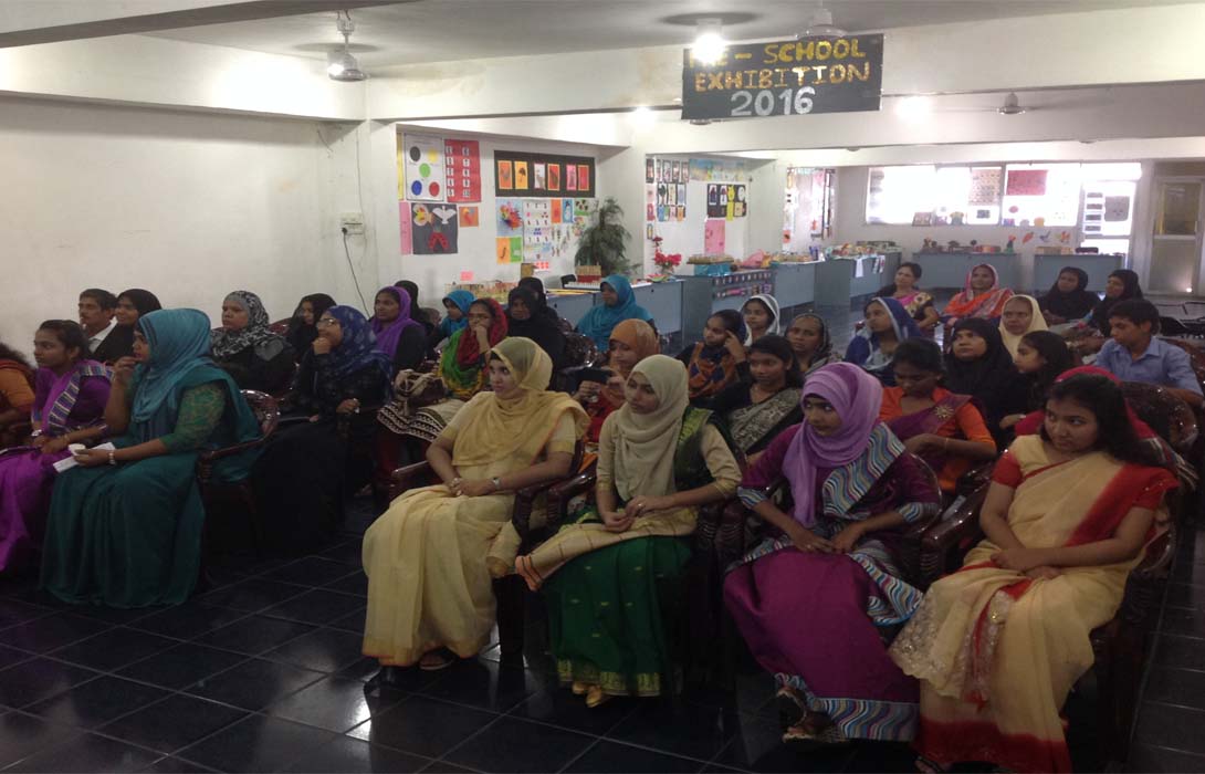 AKRAM FOUNDATION Institute of Education Pre-School Teacher Training Course completed students Certificate distribution and Exhibition 2016 held on 6th August 2016