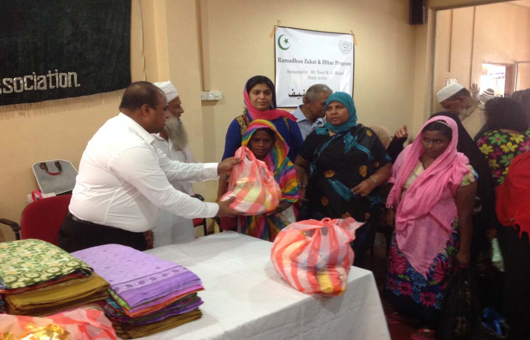 Mohamed Akram as a Chief Guest by YWMA for the distribution of Wheelchairs, Dry Rations & Sarees for Less Fortunate families within Colombo on 25th June 2016