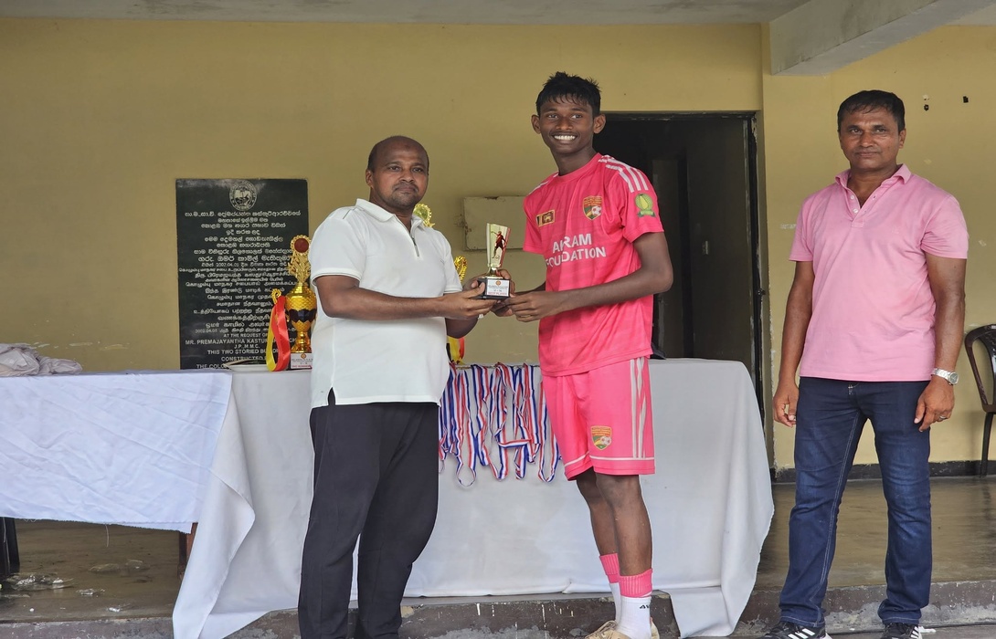 Colombo Youth Football Academy Under-16 Team Champions of the Kaleniya Inter Academy 5-a-Side Football Tournament.